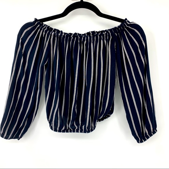 Brandy Melville Tops - 🔥Brandy Melville Navy Striped Cropped Top🔥